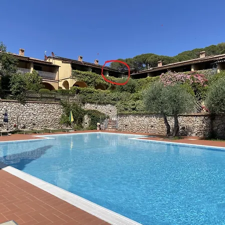 Mare E Natura A Nisportino דירה